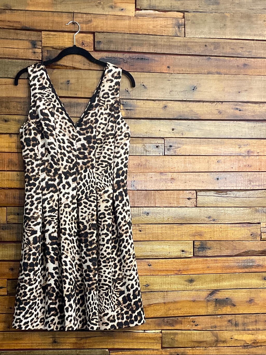 Vince Camuto Leopard Print V-Neck Mini Dress - Brown/Cream